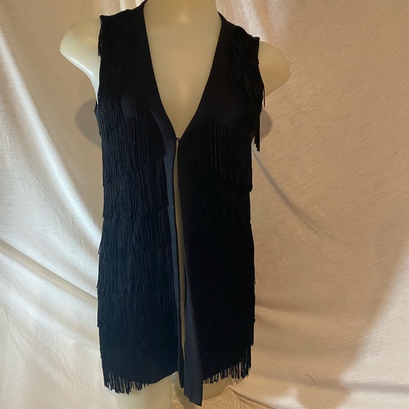 Boho Vivienne Tam Tassel Vest - Picture 1 of 8